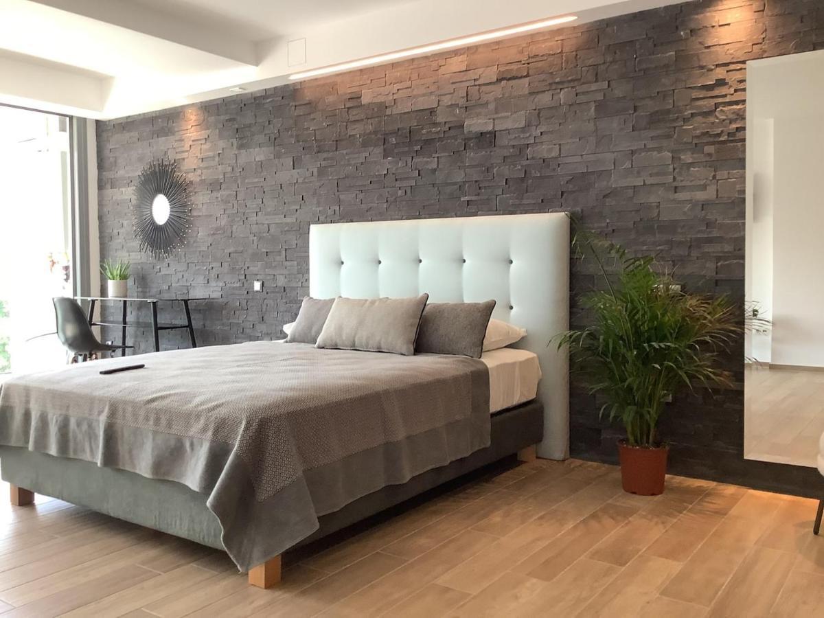 Sunny New Lovely Apartment 60 Meters From The Metro Athens Exterior photo